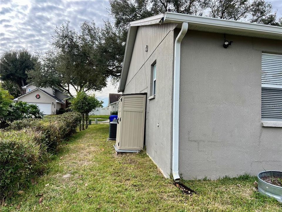 For Sale: $330,000 (3 beds, 2 baths, 1232 Square Feet)