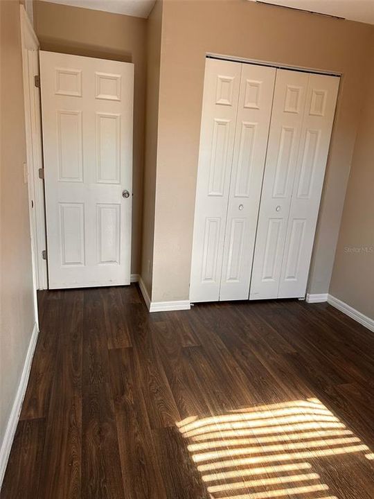 待售: $290,000 (3 贝兹, 2 浴室, 1274 平方英尺)