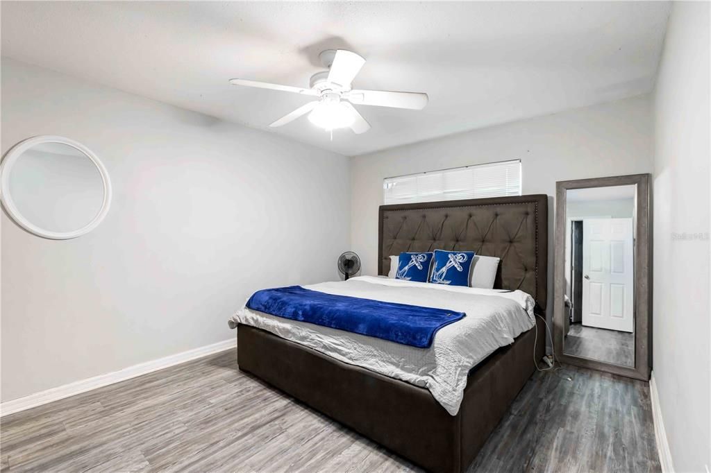 На продажу: $285,000 (3 спален, 2 ванн, 1363 Квадратных фут)