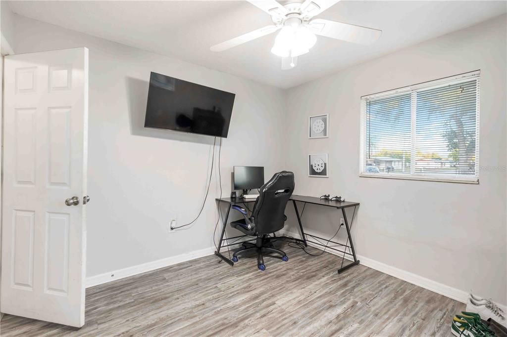 На продажу: $285,000 (3 спален, 2 ванн, 1363 Квадратных фут)