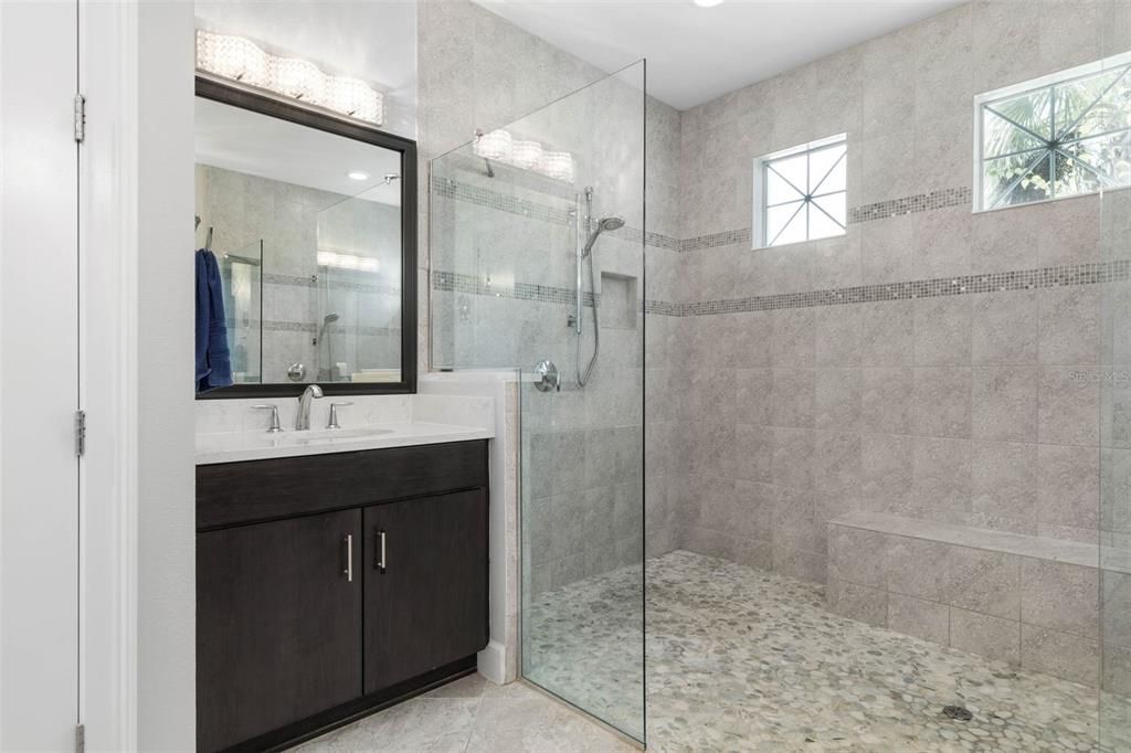 Active With Contract: $1,999,000 (5 beds, 4 baths, 3370 Square Feet)
