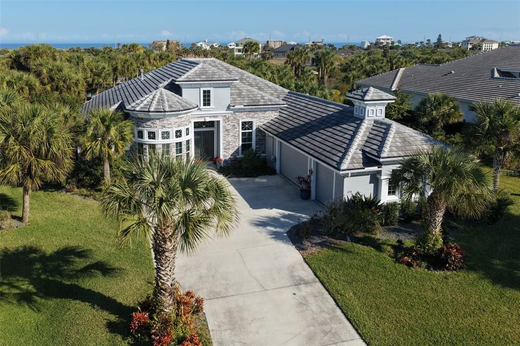 Active With Contract: $1,999,000 (5 beds, 4 baths, 3370 Square Feet)