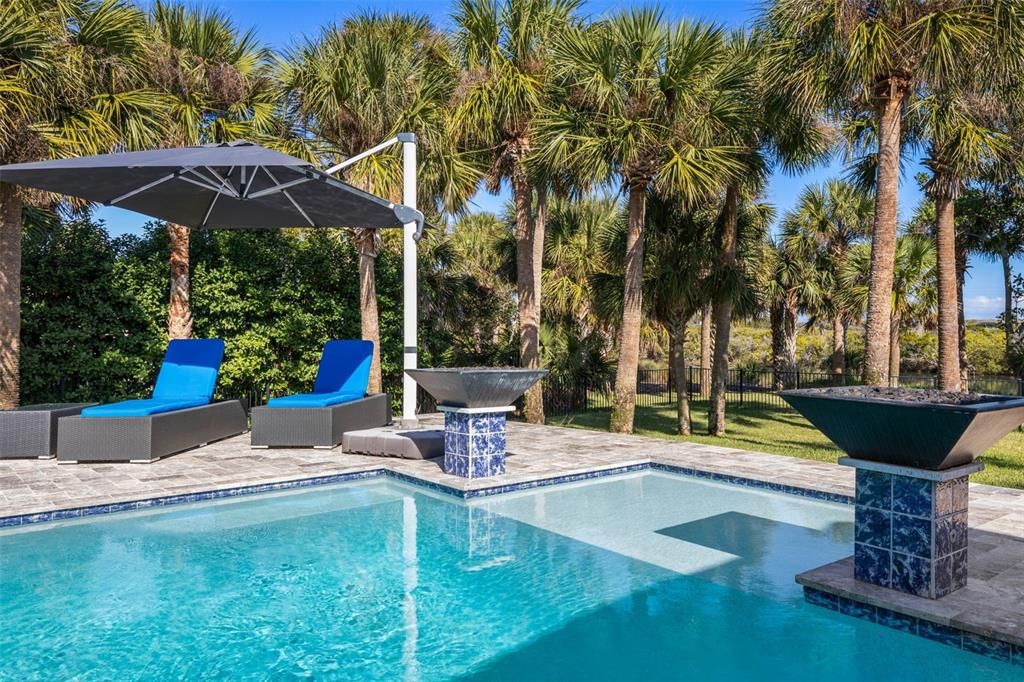 Active With Contract: $1,999,000 (5 beds, 4 baths, 3370 Square Feet)