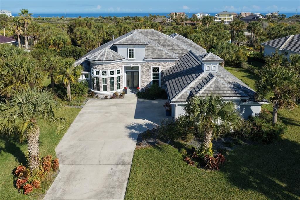 Active With Contract: $1,999,000 (5 beds, 4 baths, 3370 Square Feet)
