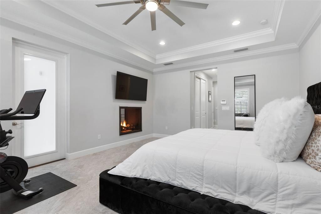 Active With Contract: $1,999,000 (5 beds, 4 baths, 3370 Square Feet)