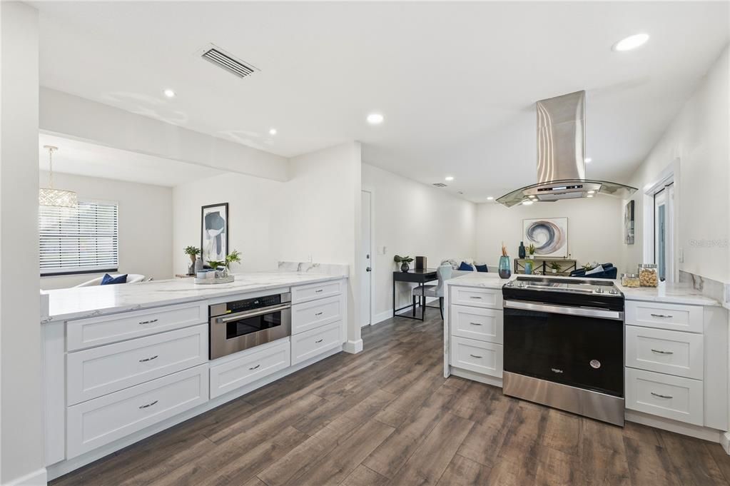 For Sale: $330,000 (3 beds, 2 baths, 1427 Square Feet)