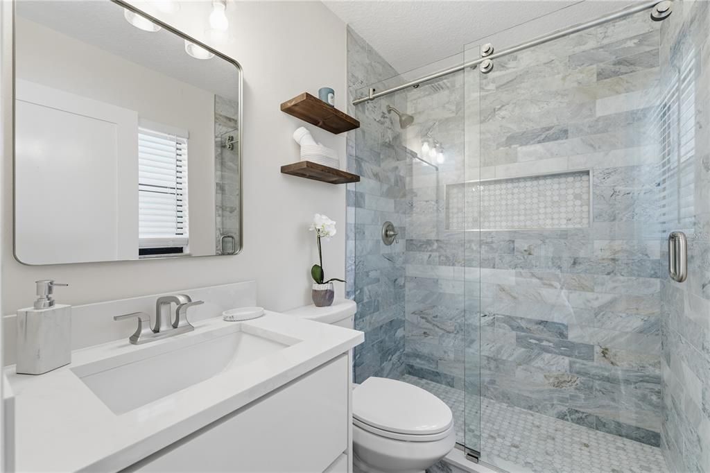 For Sale: $330,000 (3 beds, 2 baths, 1427 Square Feet)