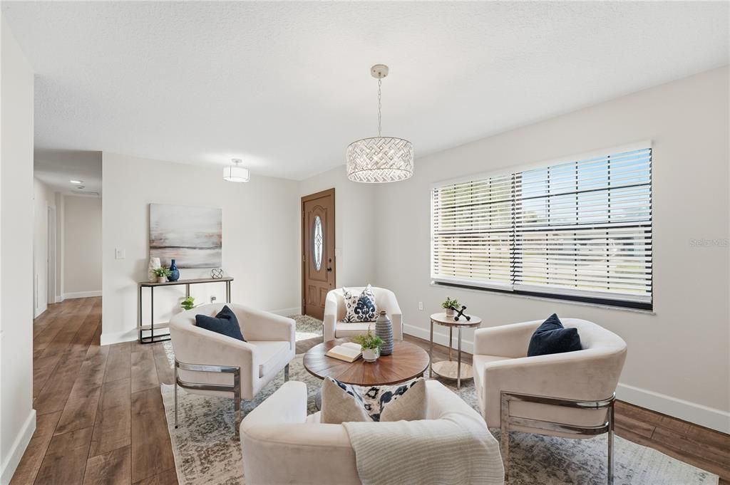 For Sale: $330,000 (3 beds, 2 baths, 1427 Square Feet)