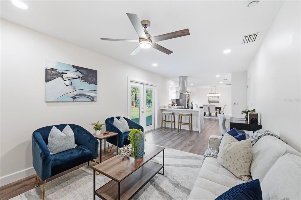 For Sale: $330,000 (3 beds, 2 baths, 1427 Square Feet)