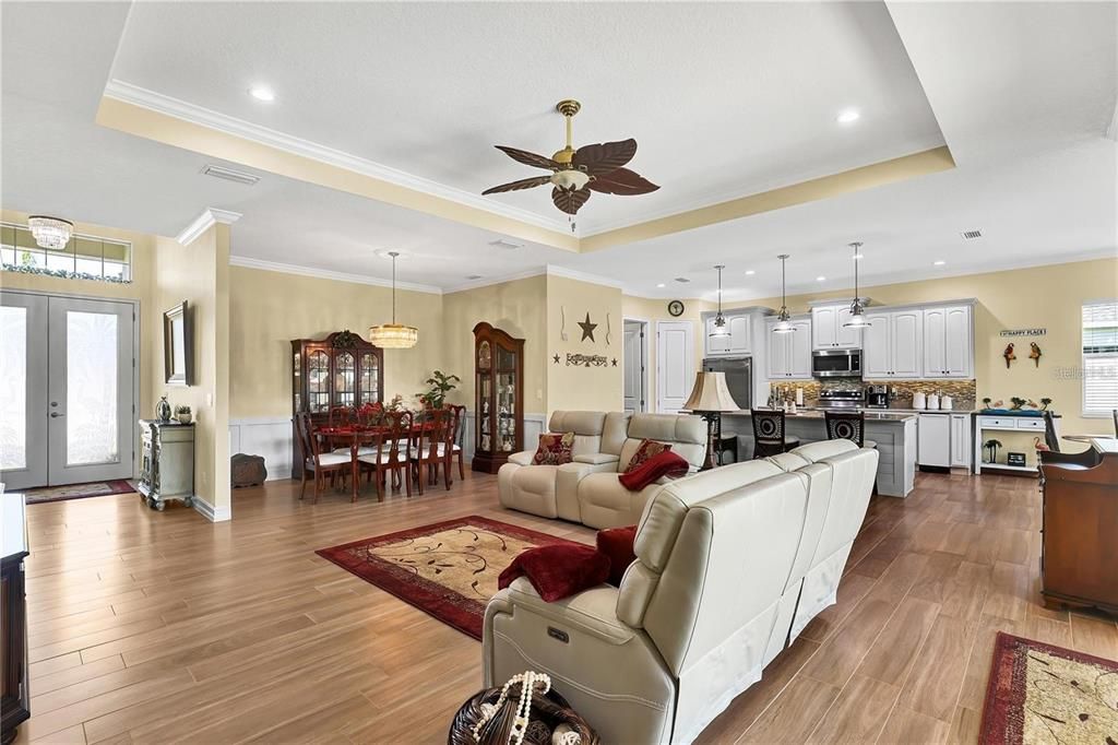 На продажу: $941,000 (4 спален, 2 ванн, 2480 Квадратных фут)