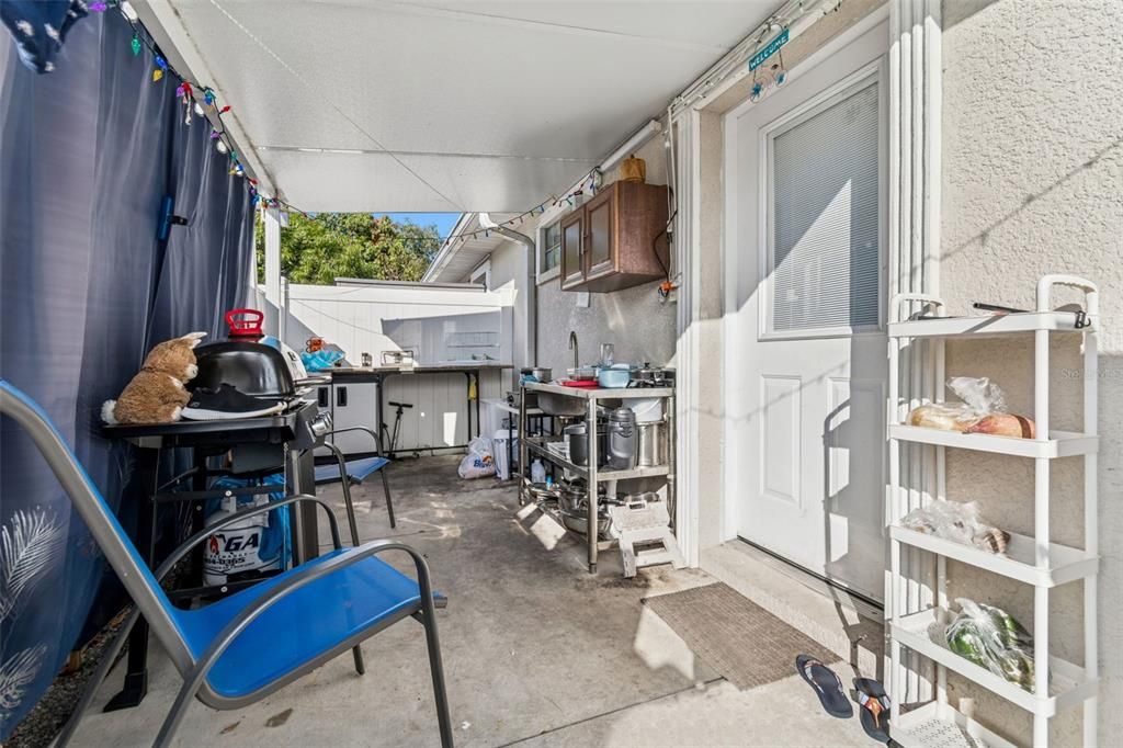 待售: $549,900 (3 贝兹, 3 浴室, 2044 平方英尺)