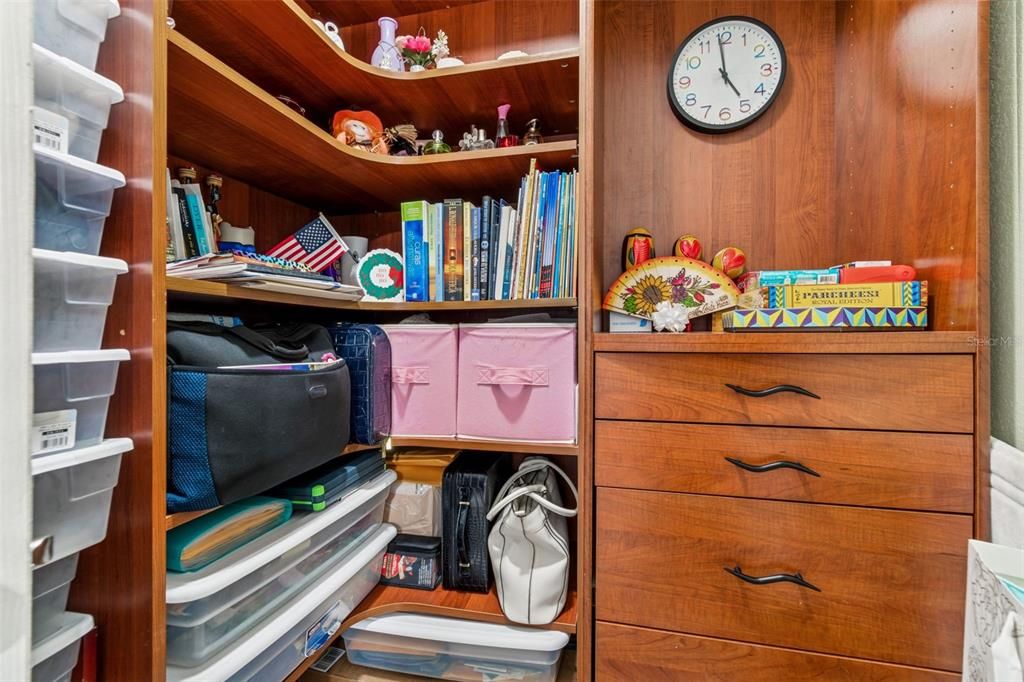 待售: $549,900 (3 贝兹, 3 浴室, 2044 平方英尺)