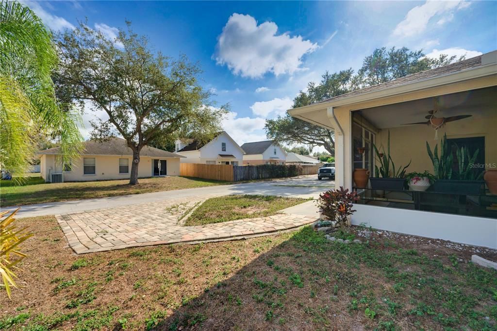 待售: $349,000 (4 贝兹, 2 浴室, 1543 平方英尺)