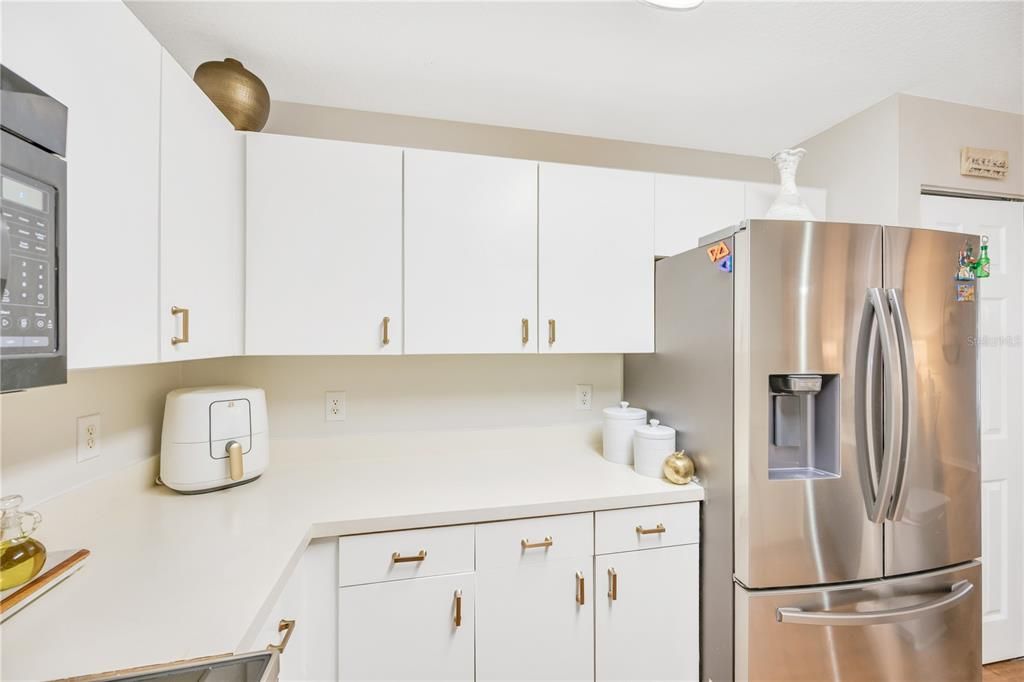 待售: $349,000 (4 贝兹, 2 浴室, 1543 平方英尺)