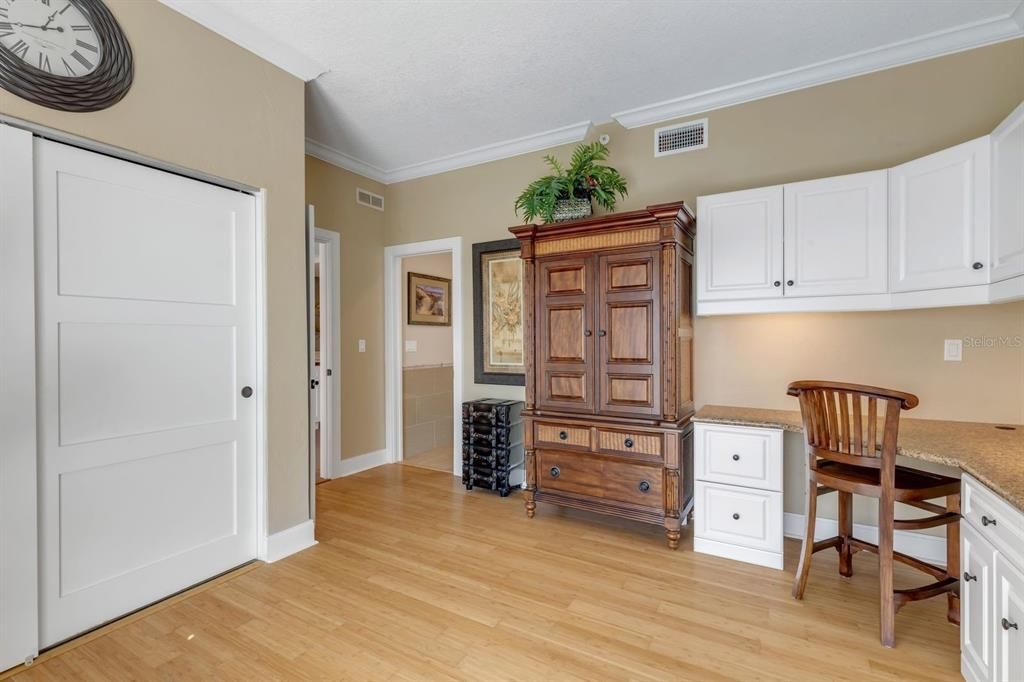 待售: $1,050,000 (2 贝兹, 2 浴室, 1489 平方英尺)