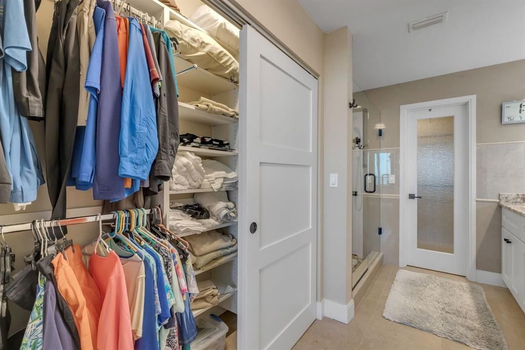 待售: $1,050,000 (2 贝兹, 2 浴室, 1489 平方英尺)