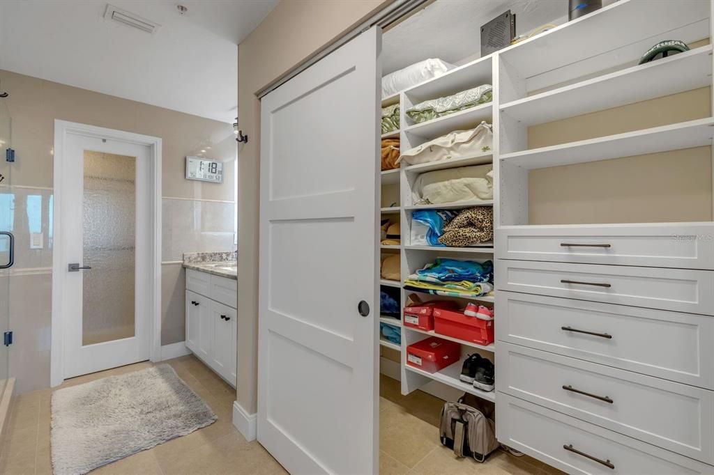 待售: $1,050,000 (2 贝兹, 2 浴室, 1489 平方英尺)