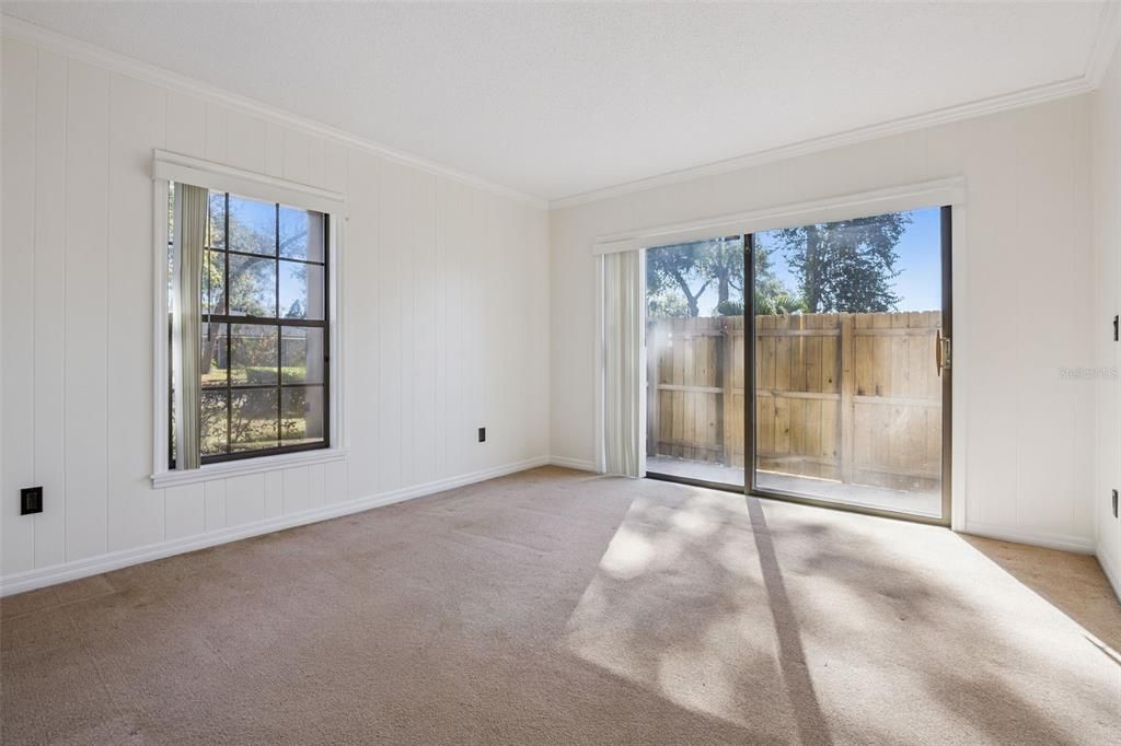 待售: $450,000 (3 贝兹, 2 浴室, 2386 平方英尺)