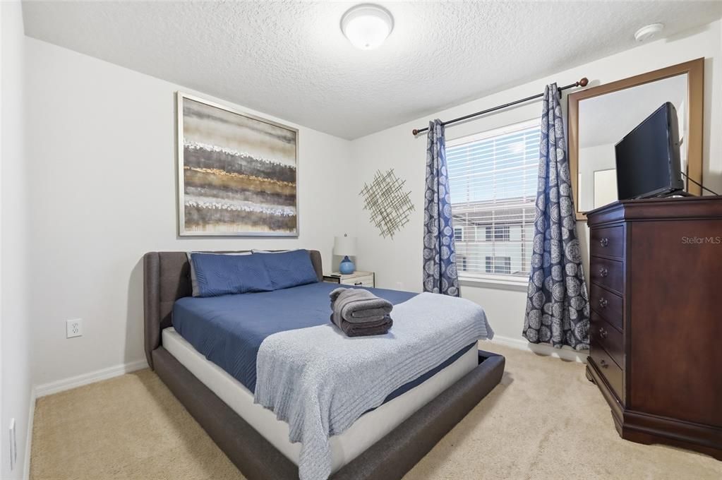 En Venta: $419,000 (5 camas, 4 baños, 2265 Pies cuadrados)