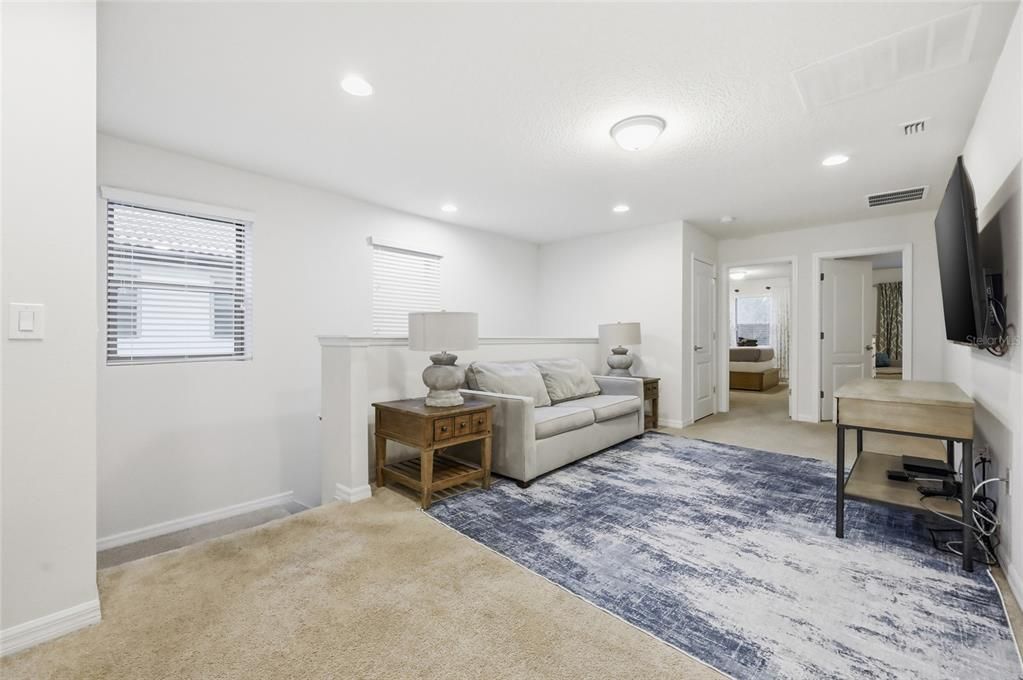 En Venta: $419,000 (5 camas, 4 baños, 2265 Pies cuadrados)