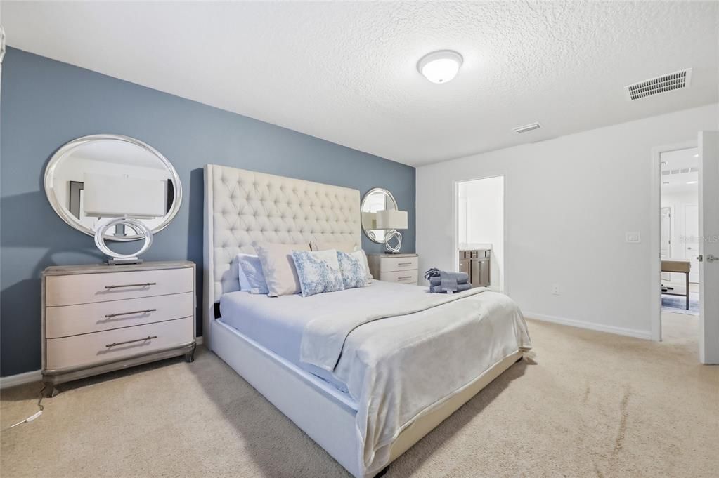 En Venta: $419,000 (5 camas, 4 baños, 2265 Pies cuadrados)