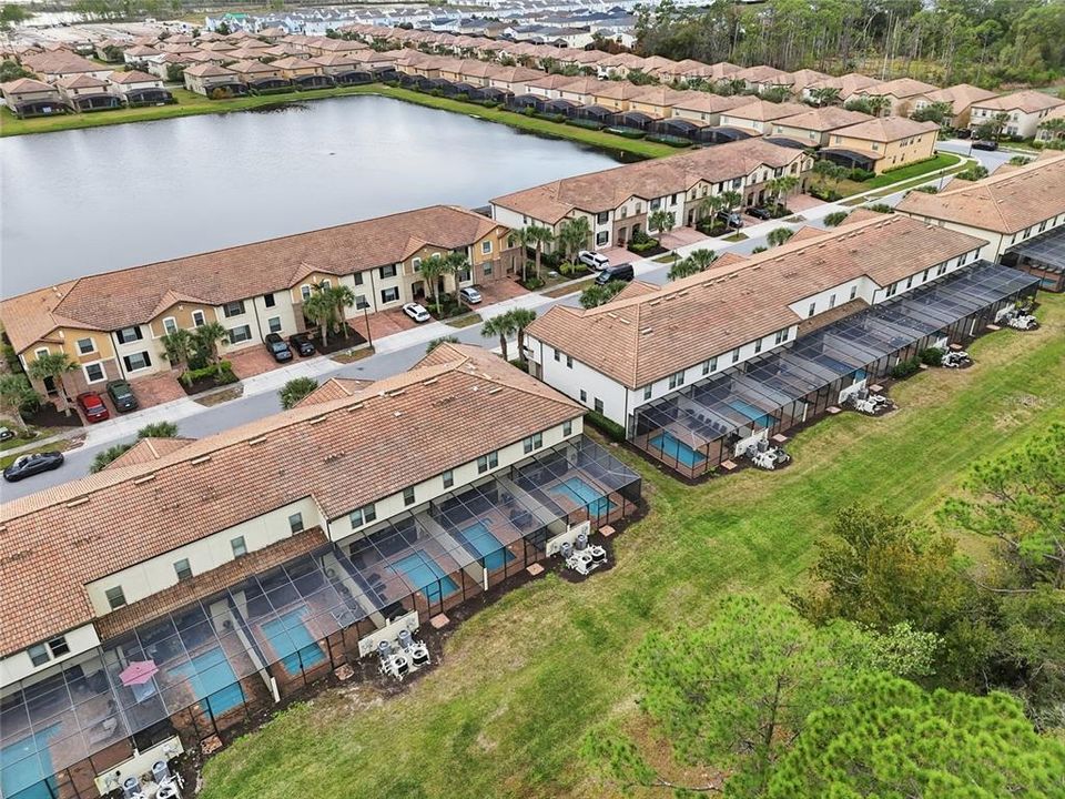 En Venta: $419,000 (5 camas, 4 baños, 2265 Pies cuadrados)