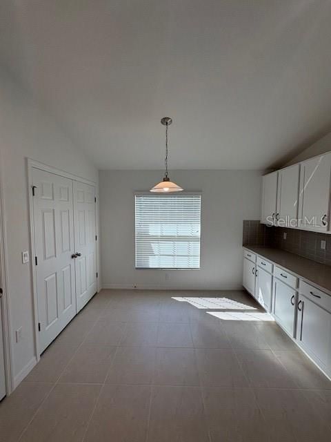 For Rent: $2,350 (3 beds, 2 baths, 1596 Square Feet)