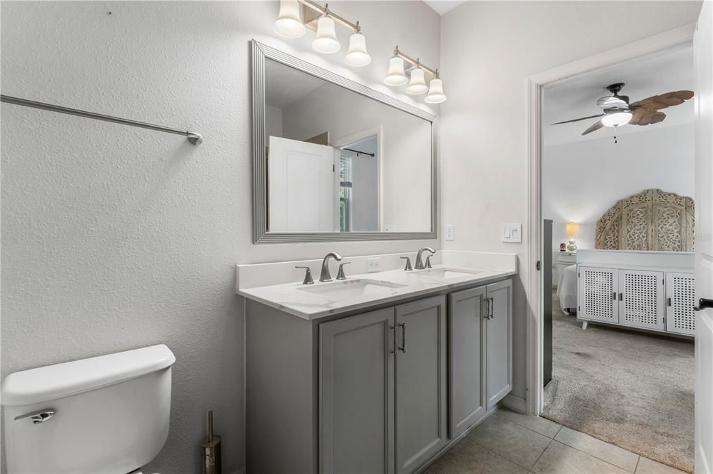 待售: $409,000 (4 贝兹, 2 浴室, 1663 平方英尺)