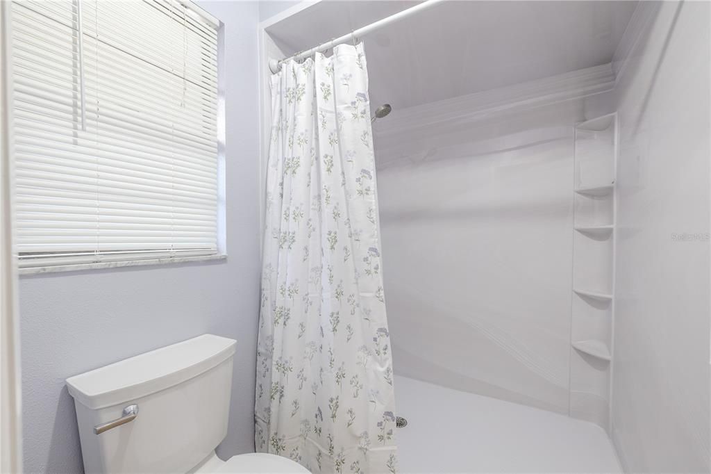 For Sale: $460,000 (3 beds, 2 baths, 1415 Square Feet)