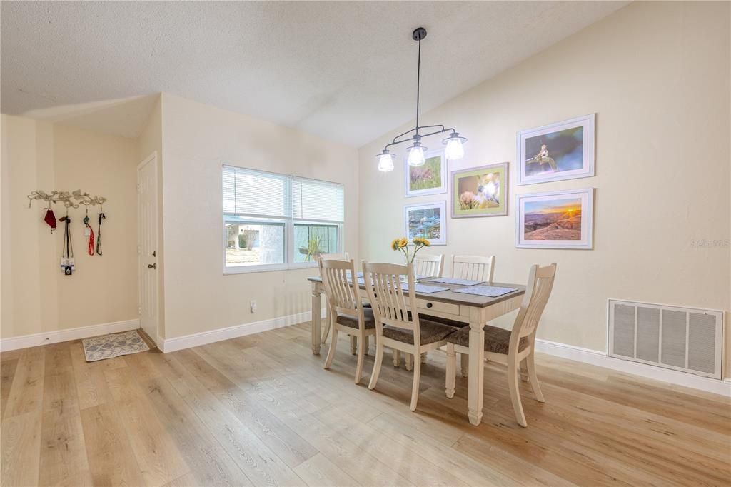 For Sale: $460,000 (3 beds, 2 baths, 1415 Square Feet)