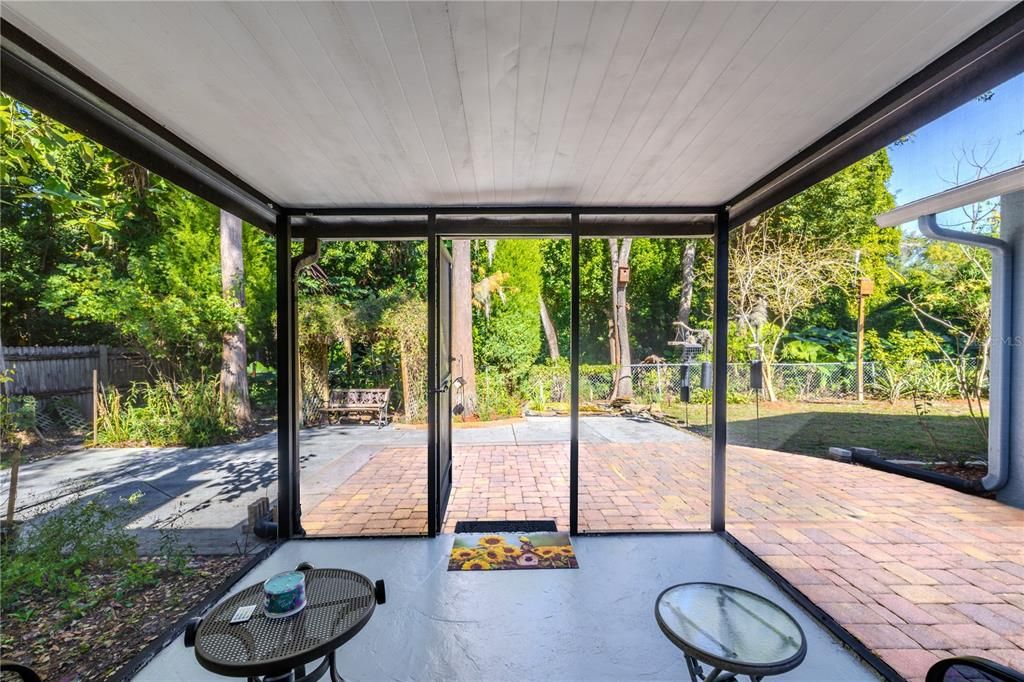 For Sale: $460,000 (3 beds, 2 baths, 1415 Square Feet)