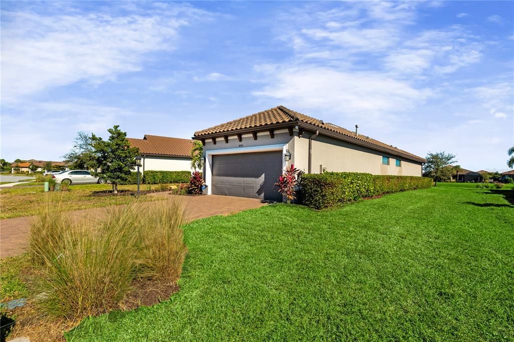 待售: $775,000 (2 贝兹, 2 浴室, 1678 平方英尺)