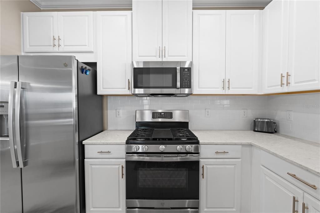 待售: $775,000 (2 贝兹, 2 浴室, 1678 平方英尺)