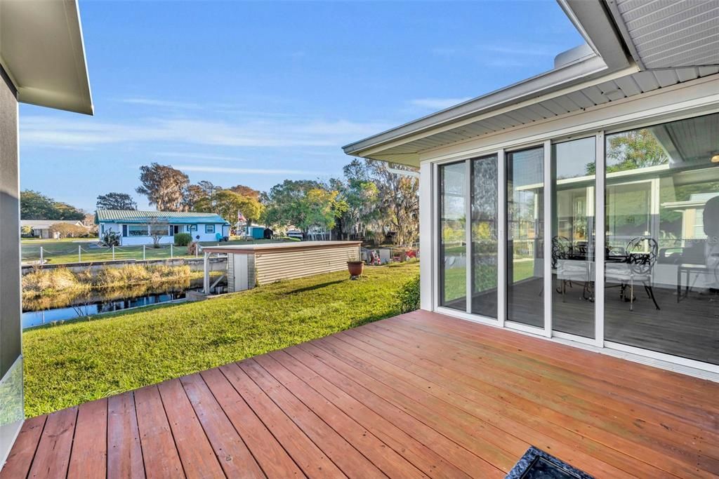 For Sale: $245,000 (2 beds, 2 baths, 1120 Square Feet)