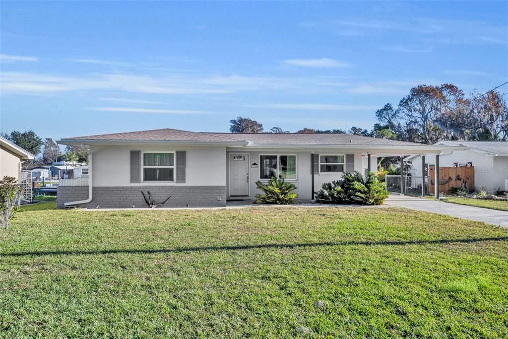 For Sale: $245,000 (2 beds, 2 baths, 1120 Square Feet)