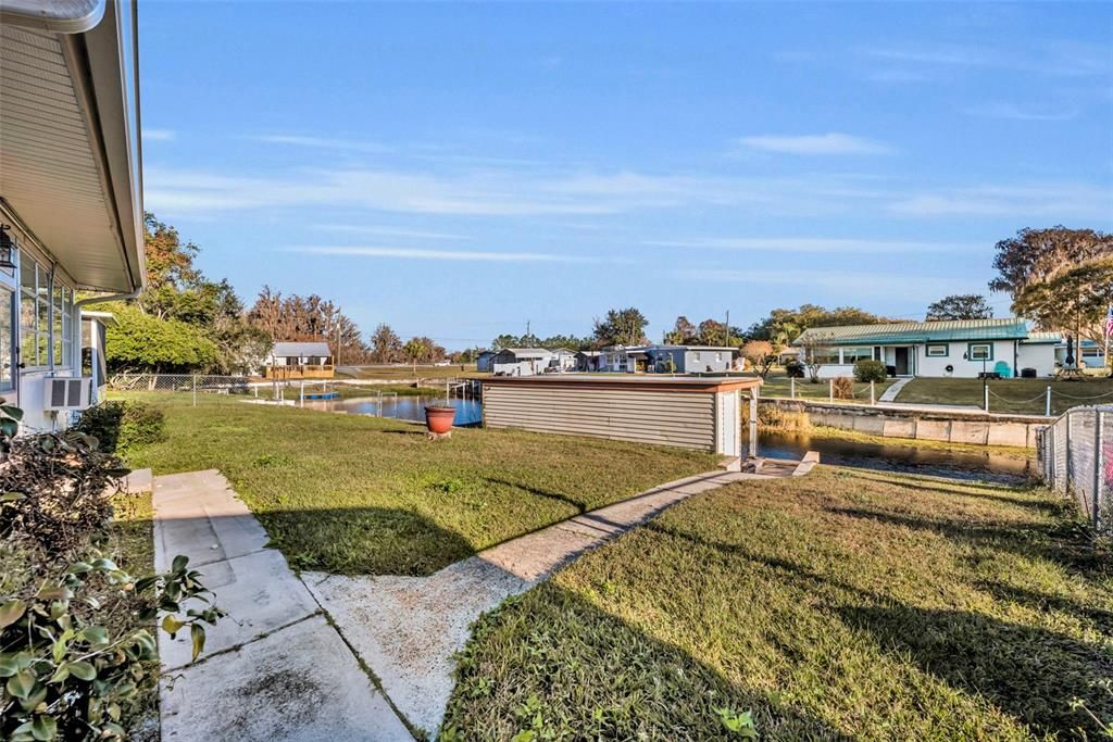 For Sale: $245,000 (2 beds, 2 baths, 1120 Square Feet)