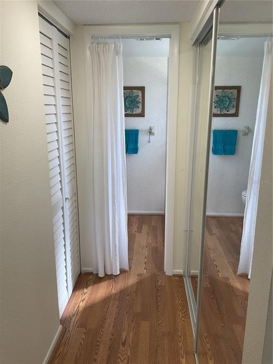 待售: $154,900 (2 贝兹, 2 浴室, 899 平方英尺)