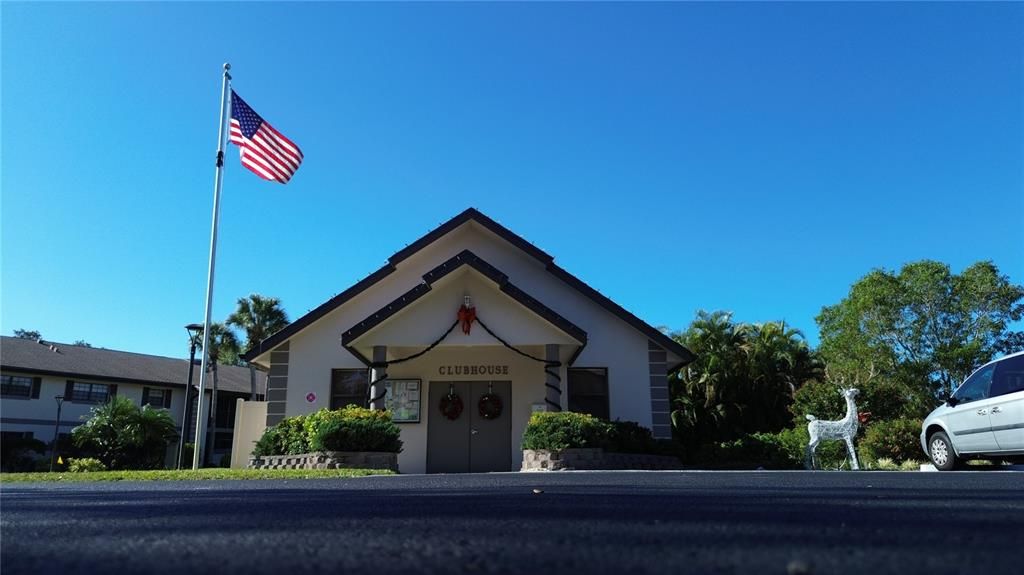 待售: $154,900 (2 贝兹, 2 浴室, 899 平方英尺)