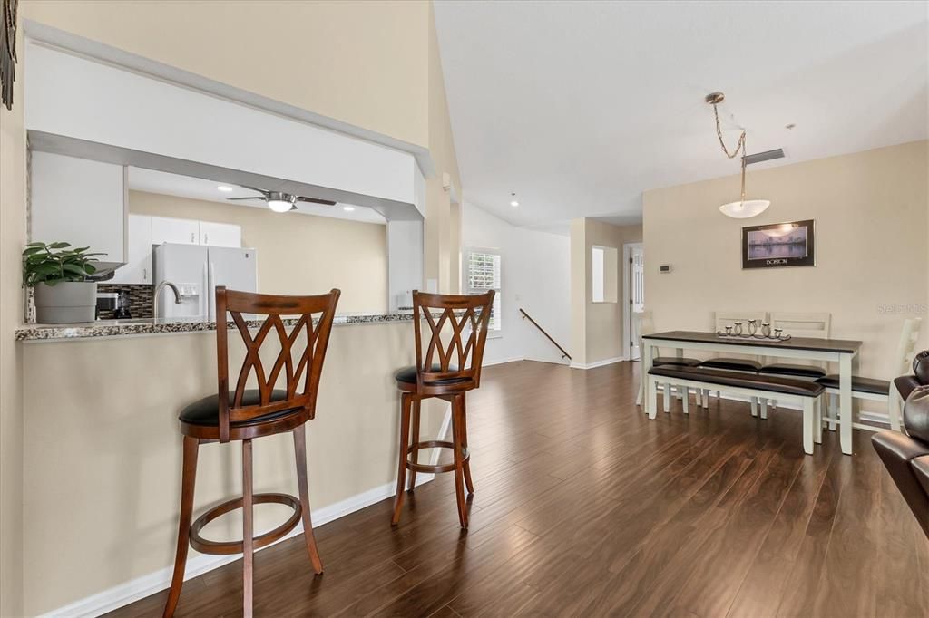 待售: $279,000 (3 贝兹, 2 浴室, 1365 平方英尺)