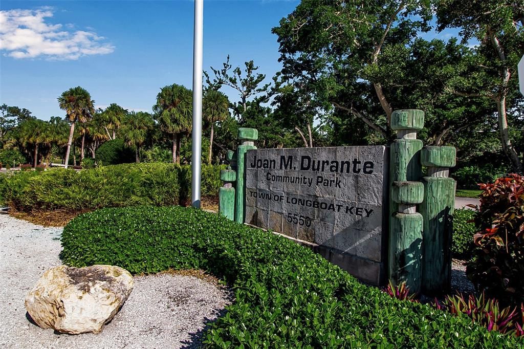 待售: $585,000 (2 贝兹, 2 浴室, 1215 平方英尺)