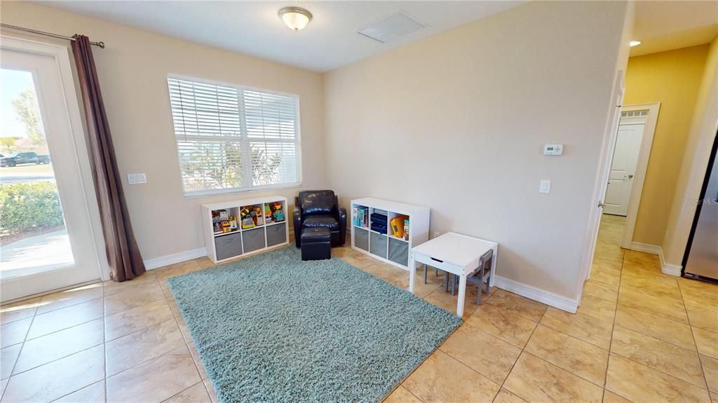 En Venta: $439,000 (3 camas, 2 baños, 1782 Pies cuadrados)