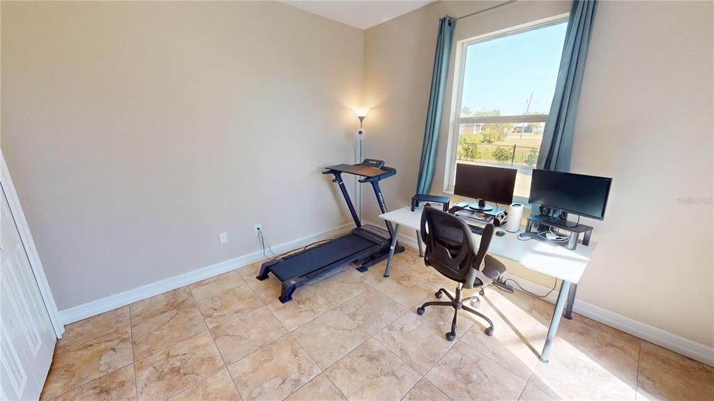 En Venta: $439,000 (3 camas, 2 baños, 1782 Pies cuadrados)