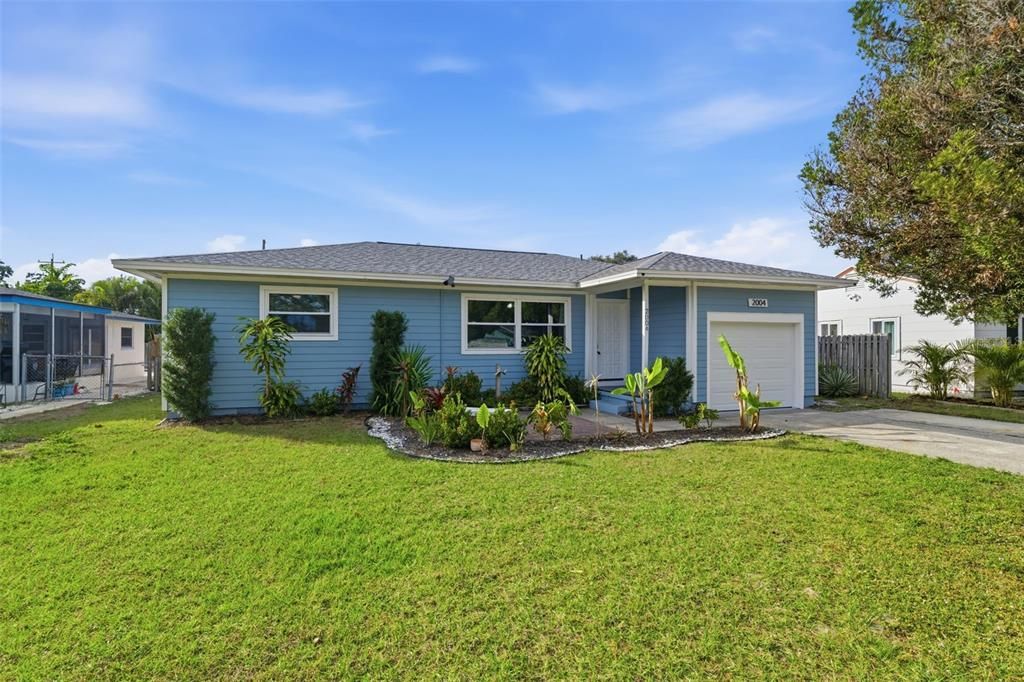 For Sale: $449,000 (3 beds, 2 baths, 1292 Square Feet)