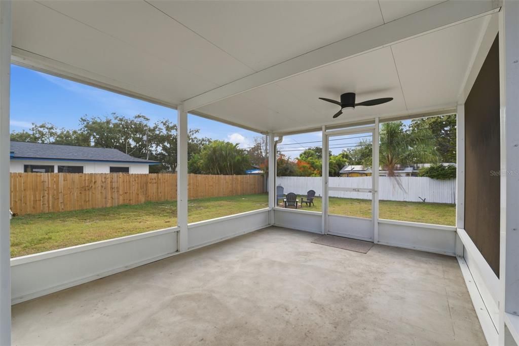 For Sale: $449,000 (3 beds, 2 baths, 1292 Square Feet)