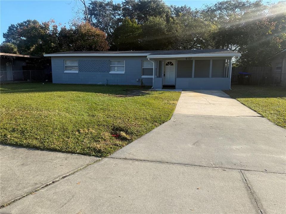 На продажу: $295,000 (3 спален, 1 ванн, 1016 Квадратных фут)