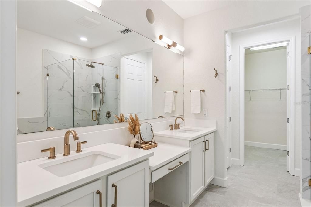 En Renta: $4,200 (4 camas, 3 baños, 2639 Pies cuadrados)