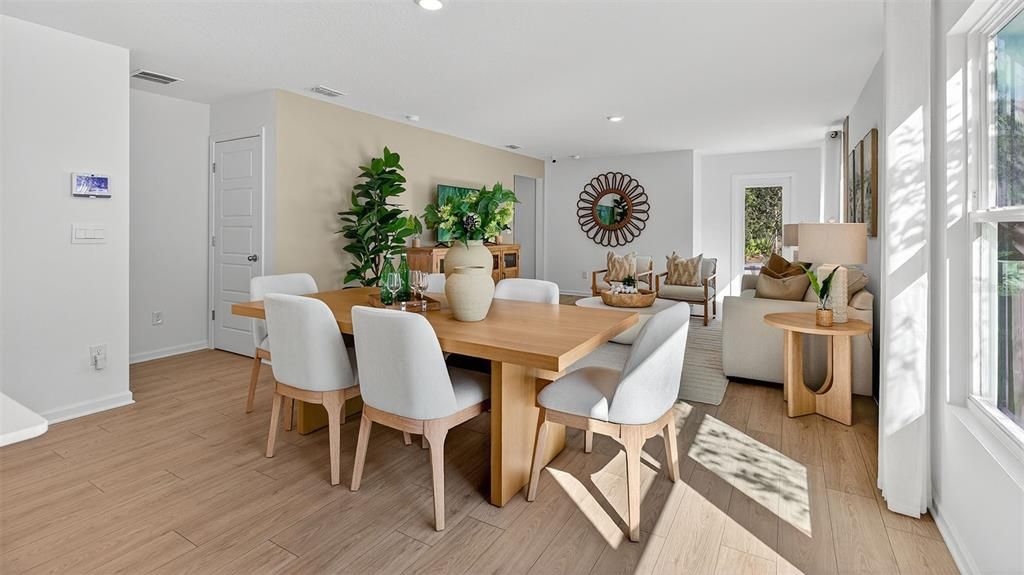 待售: $292,990 (4 贝兹, 2 浴室, 1609 平方英尺)