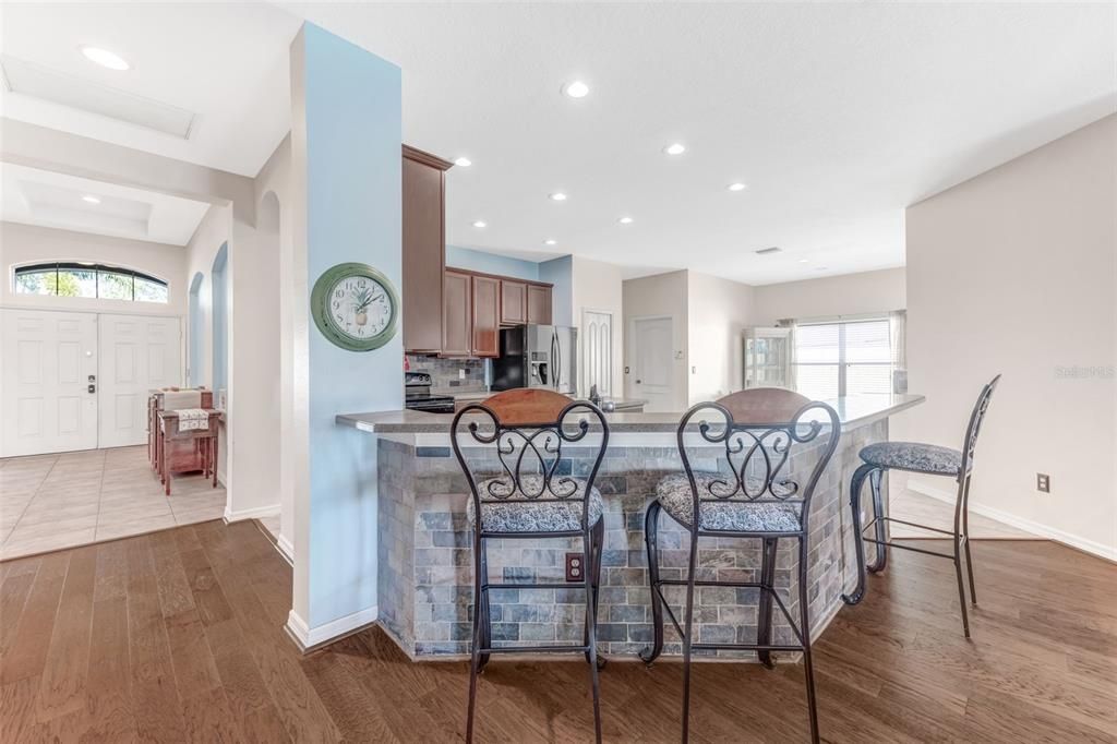 En Venta: $520,000 (4 camas, 3 baños, 2696 Pies cuadrados)