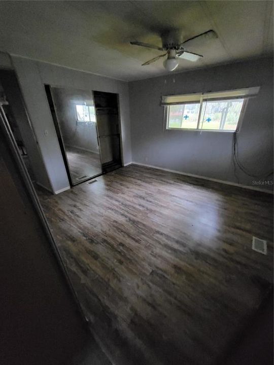 待售: $425,000 (2 贝兹, 2 浴室, 864 平方英尺)