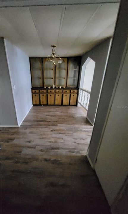 待售: $425,000 (2 贝兹, 2 浴室, 864 平方英尺)